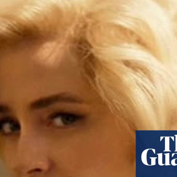 Marilyn Monroe ve Dakota Johnson'ın akrabalık bağını gösteren görsel