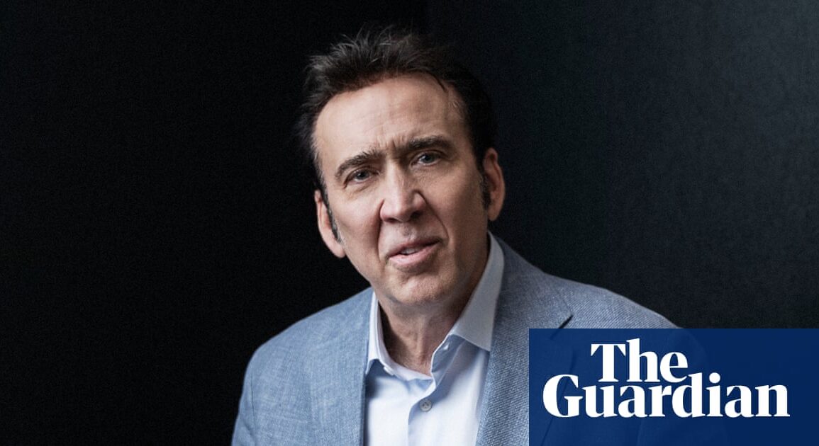 Nicolas Cage'in başrolünde olduğu 'Fortitude' filminin bir sahnesi veya Netflix ofisinden çalınan sabit disk olayı