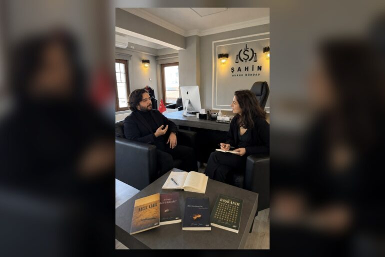 Yazar Burak Şahin ile Kayıp Hayatlar Mahkemesi Üzerine: “Her kitap ayrı bir dosya gibi açıldı”