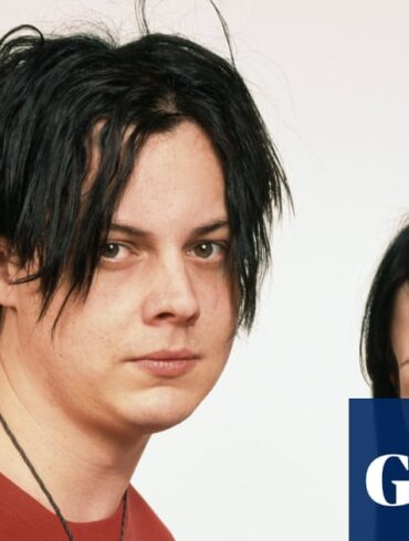 The White Stripes grubunun davulcusu Meg White