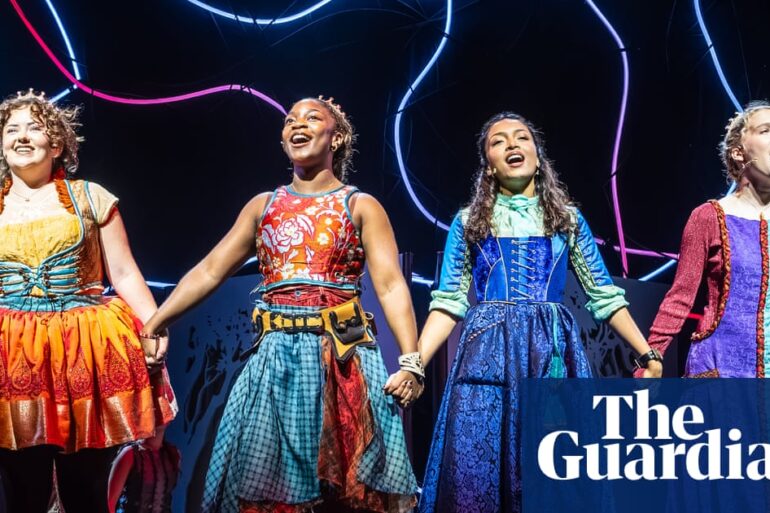 Edinburgh Fringe’de Masalların Yeniden Yorumu: ‘Bliss’ ve ‘Disenchanted!’ Müzikalleri