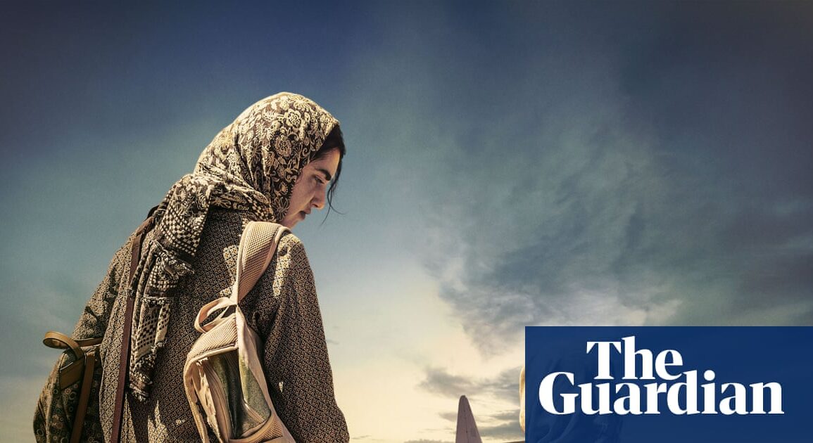 Kabil dizisinden bir sahne, Paul Simon Graceland konserinden bir görüntü, Bettany Hughes'un Anadolu belgeseli ve yeni filmlerden kareler