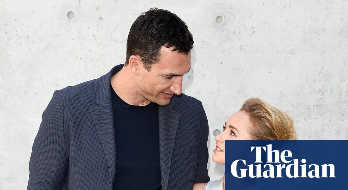 Wladimir Klitschko ve Hayden Panettiere kızları Kaya ile bir anma fotoğrafında