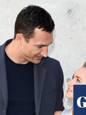 Wladimir Klitschko ve Hayden Panettiere kızları Kaya ile bir anma fotoğrafında