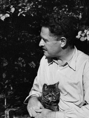 Nâzım Hikmet'in Ara Güler tarafından çekilmiş bir portresi, Romantika sergisinden.
