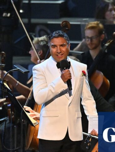 Proms sahnesinde James Bond müzikleri, Wham! Çin belgeselinden bir sahne, Lee Miller filminden Kate Winslet ve Black Panther filminden Chadwick Boseman