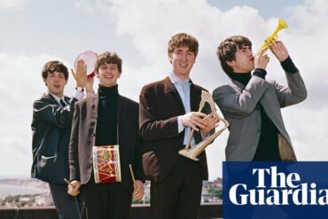Michel Bussi'nin 'Code Yesterday' romanının kapağı ve The Beatles'a gönderme yapan görsel