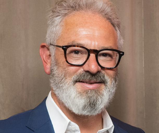 J.K. Rowling’in Temsilcisi Neil Blair, High Line Publishing Studio’yu Kurdu
