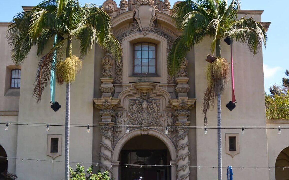 San Diego Çağdaş Sanatlar Enstitüsü'nün Balboa Park'taki ana binası