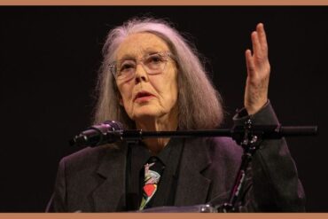 2026 Nobel Edebiyat Ödülü sahibi Kanadalı şair Anne Carson