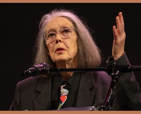 2026 Nobel Edebiyat Ödülü sahibi Kanadalı şair Anne Carson